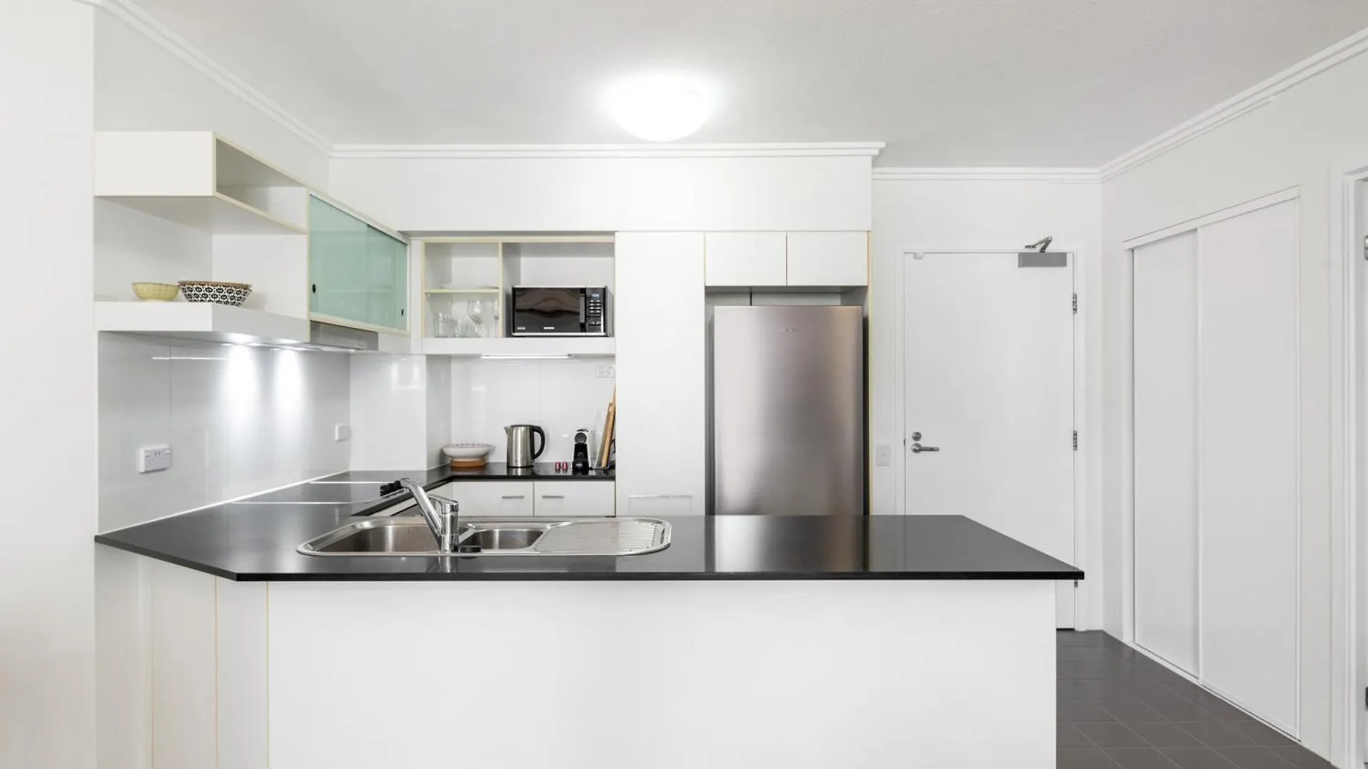 Allegro Apartments Brisbane 4*,  Australia