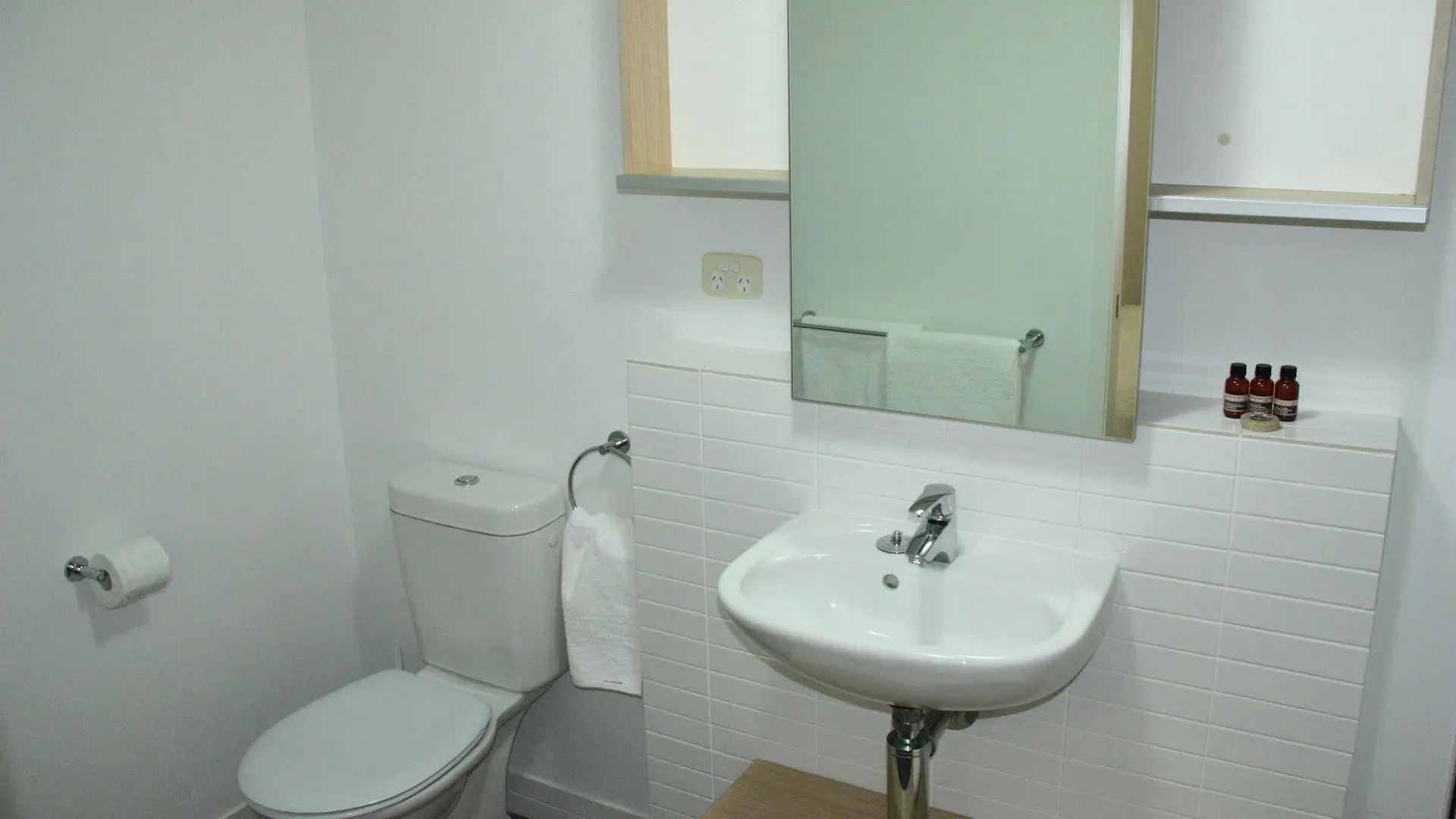 **** Hotel Allegro Apartments Brisbane Australia